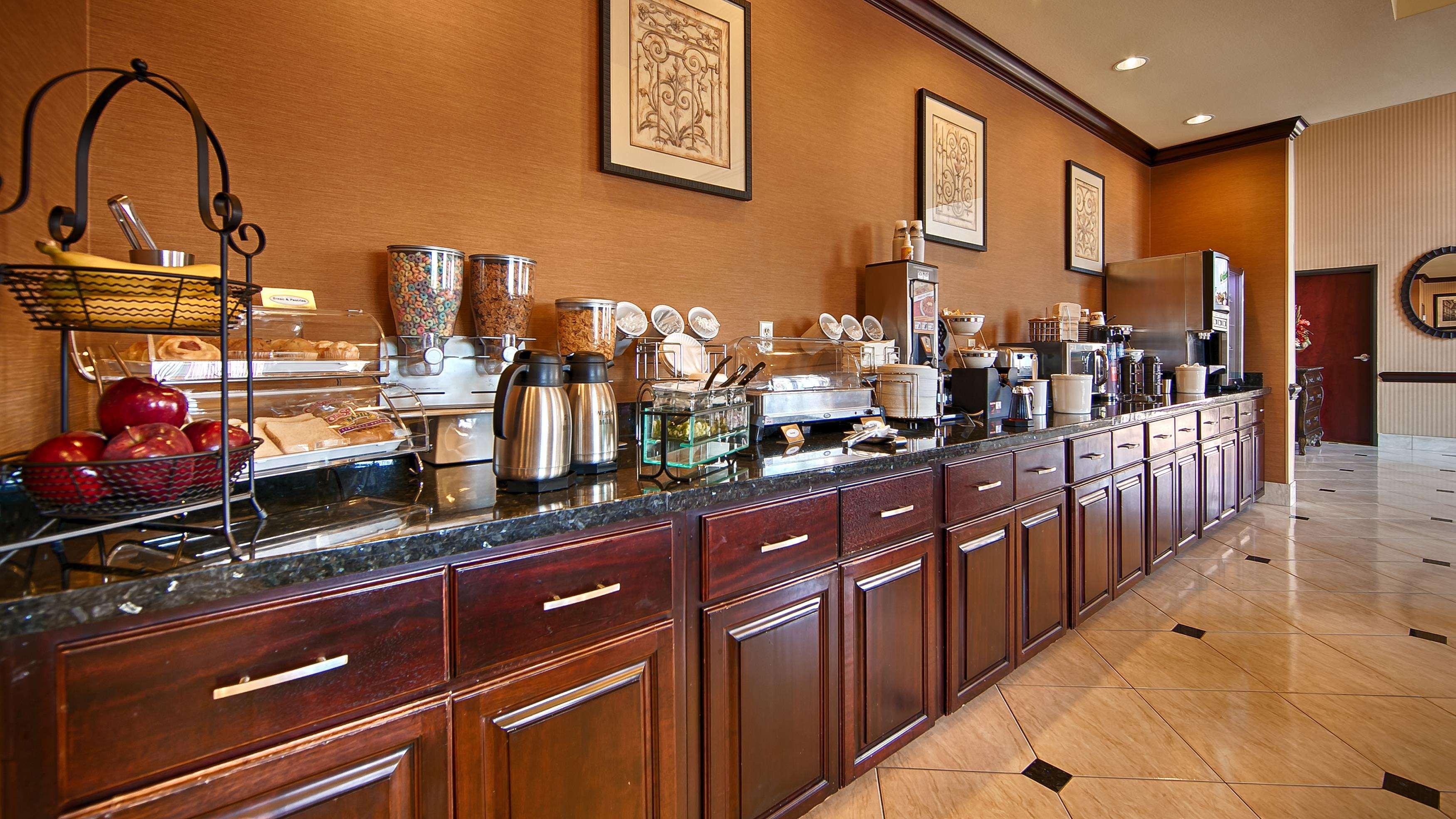 Best Western Orange Inn & Suites Ngoại thất bức ảnh