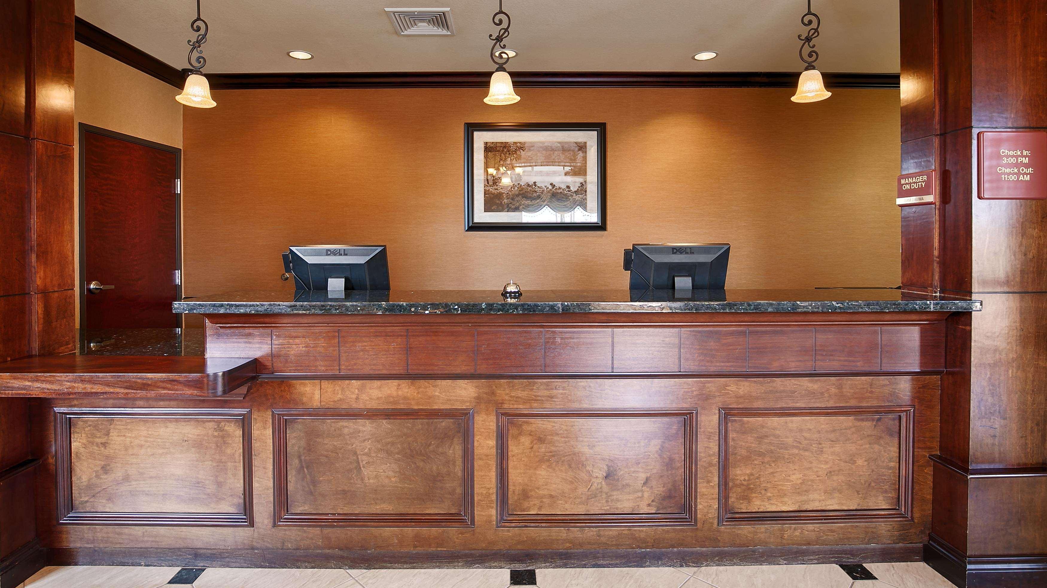 Best Western Orange Inn & Suites Ngoại thất bức ảnh